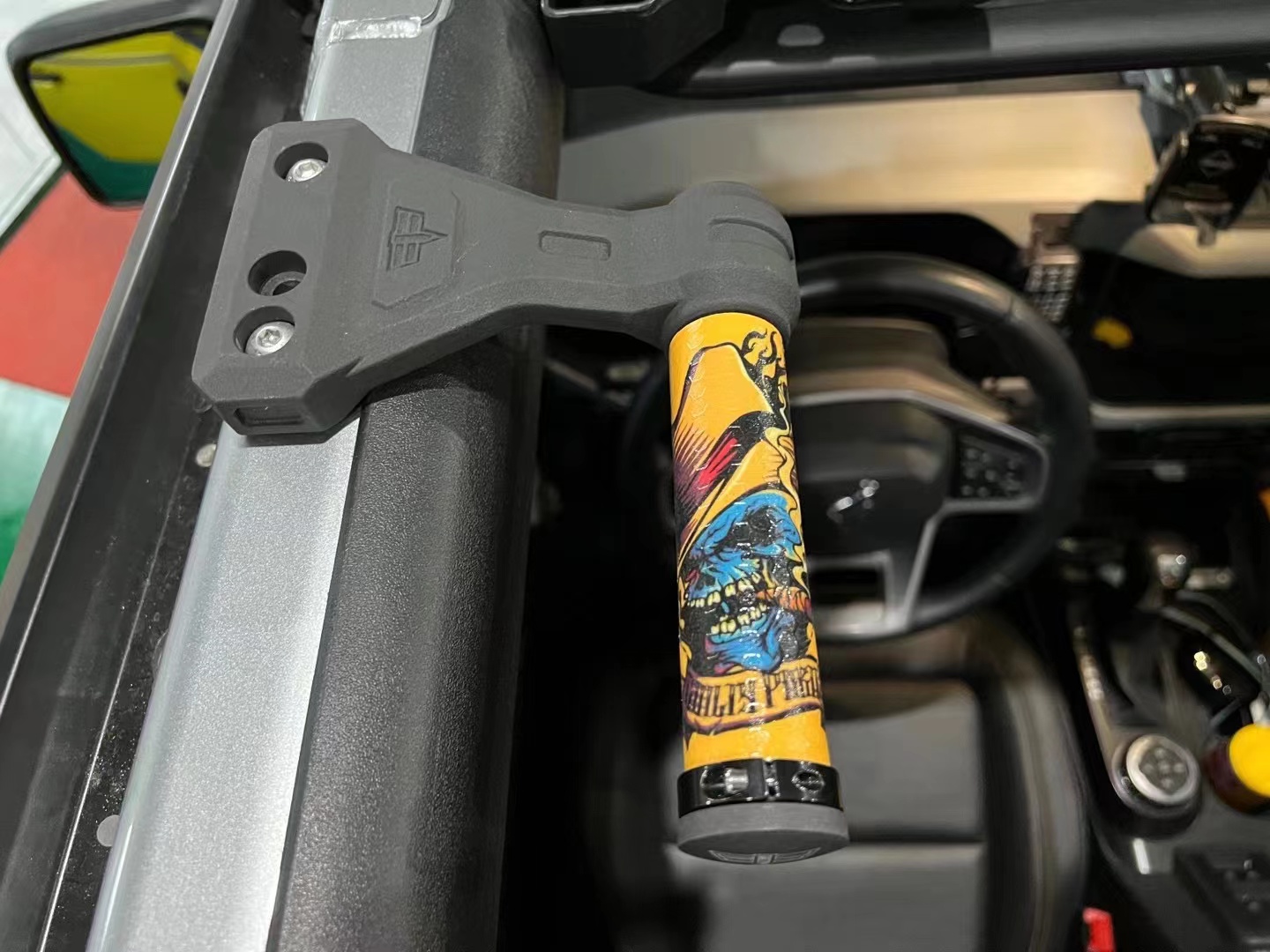 มือจับโรลบาร์ด้านหน้าสำหรับรถฟ - Door Handle Bar บทวิจารณ์และราคา